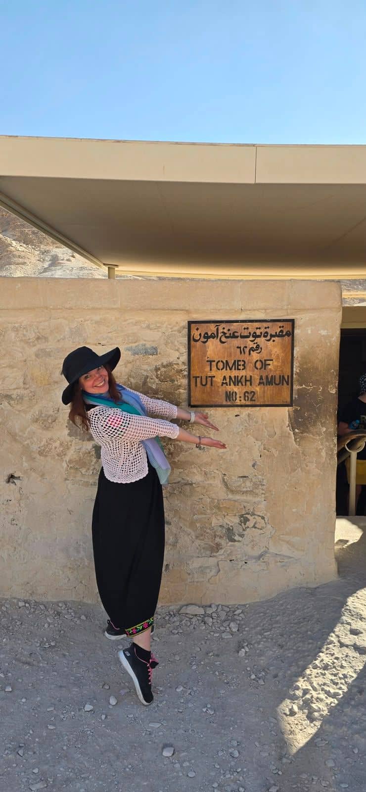 Private Luxor:luxor temlple hatshipsut temple & the Valley of the Queens