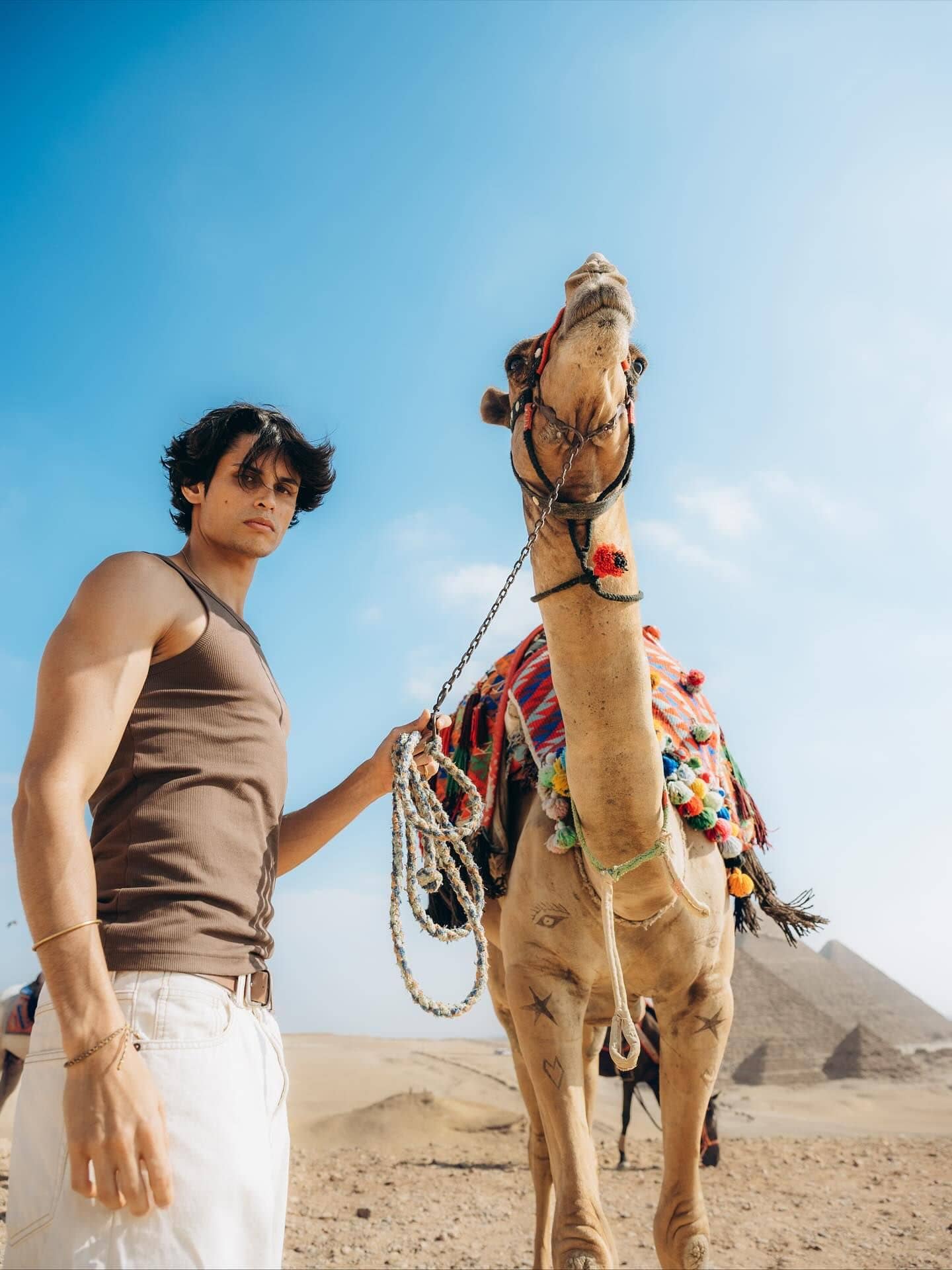 De nombreux chemins mènent plus profondément en Égypte.