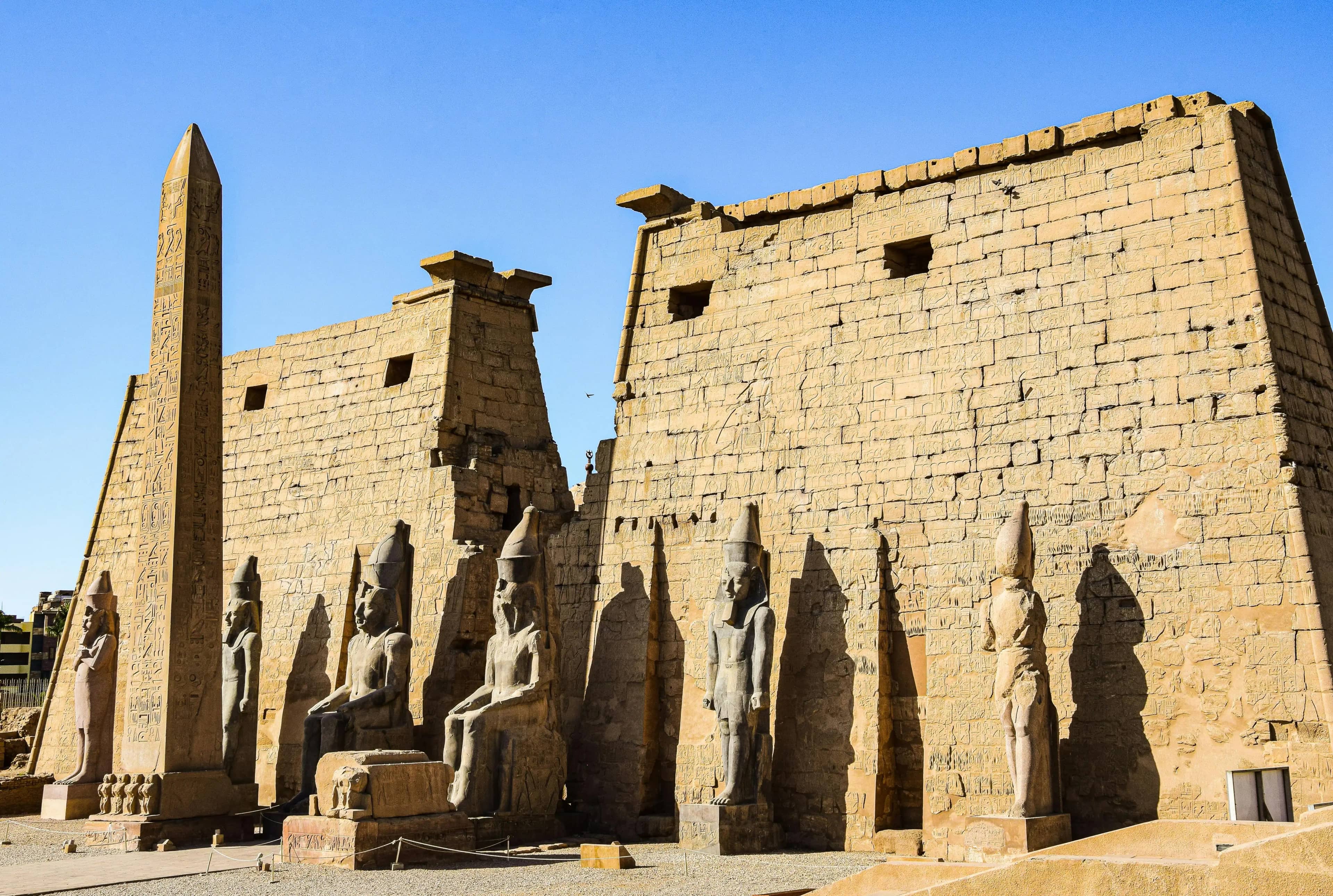 From Marsa Alam: Luxor & Valley of the Kings with Lunch